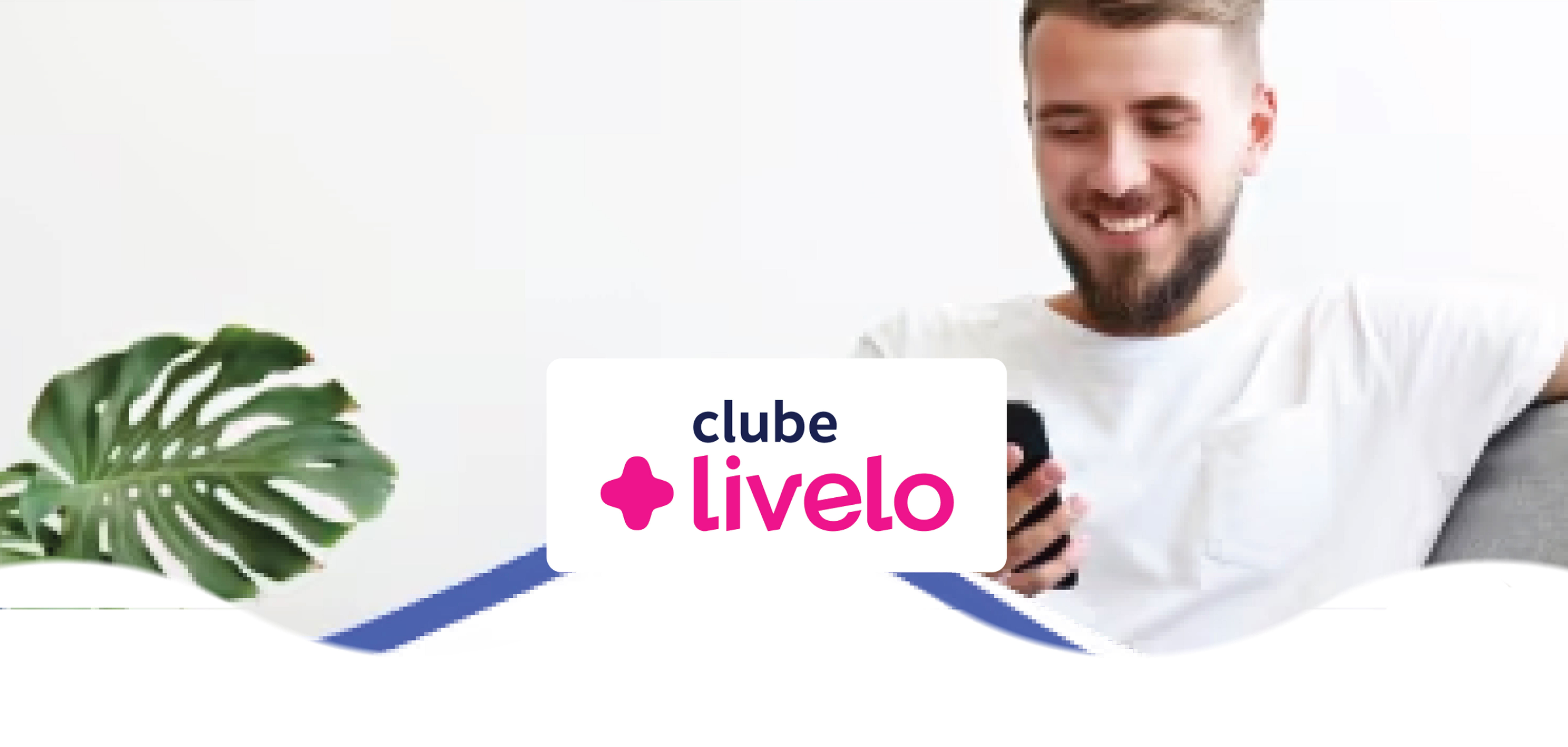 Pessoa usando celular